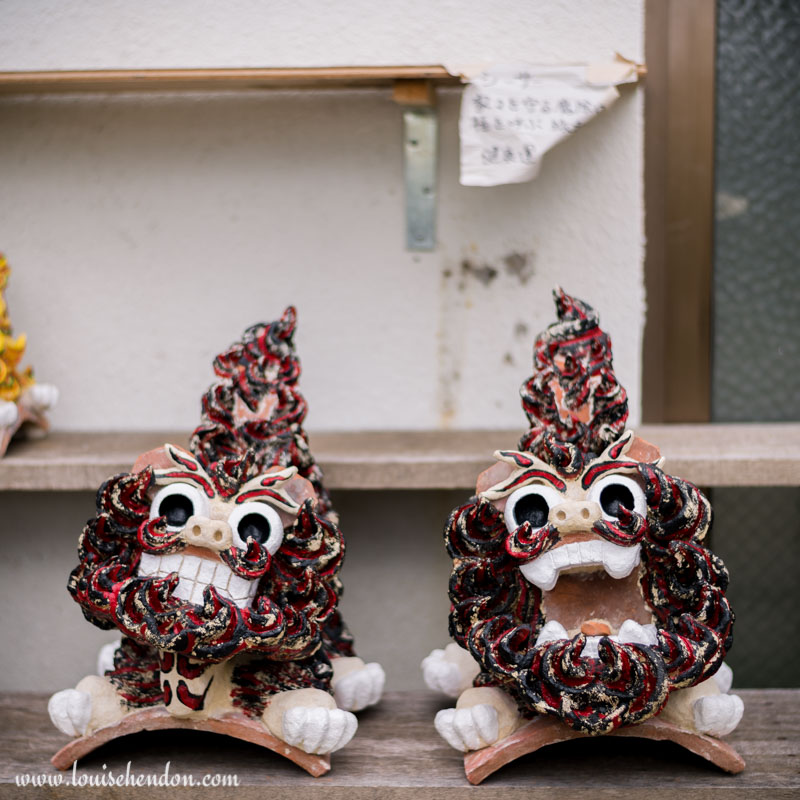 shisas lion dog statues yomitan pottery village okinawa japan